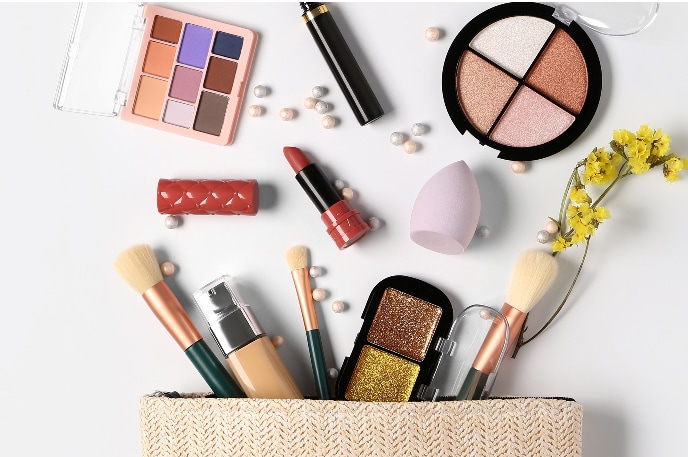 Cosmetic Bag Clear Out